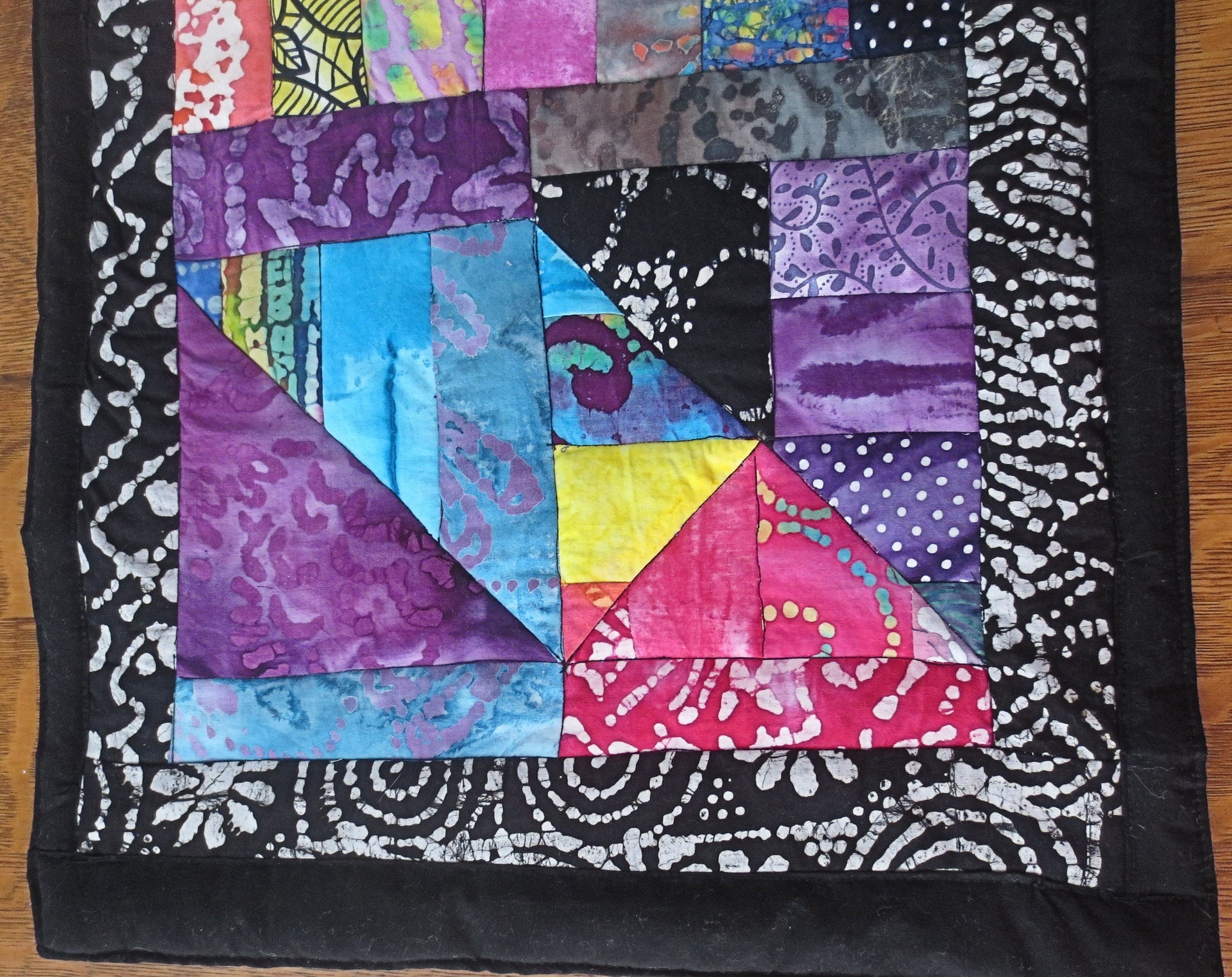 quilted wall art modern batik geometric hanging stain glass theme