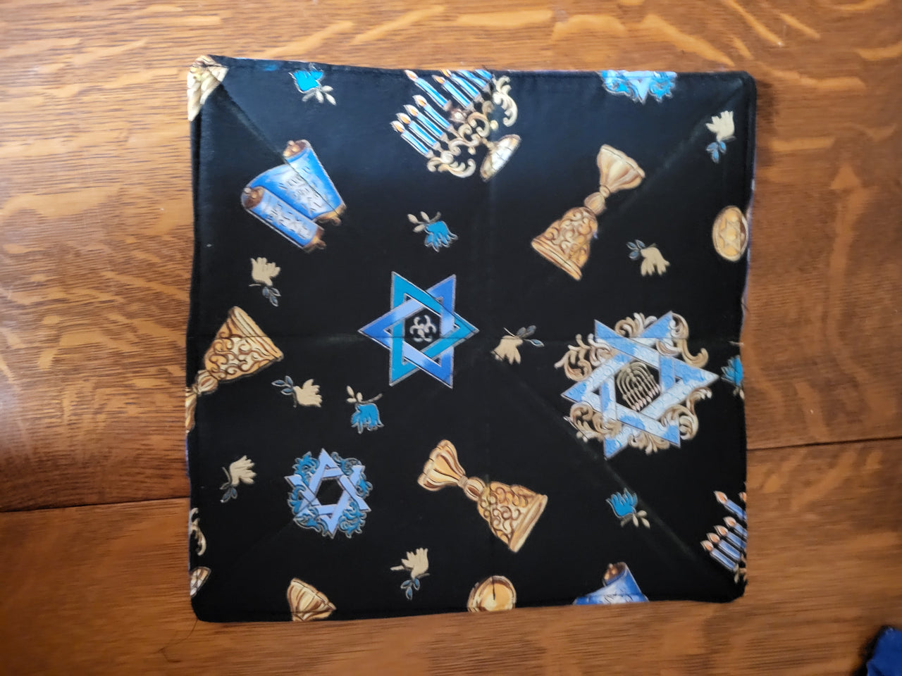 Judaica small insulated mats 10" x 10" choice of pattern Jewish  and Shabbat