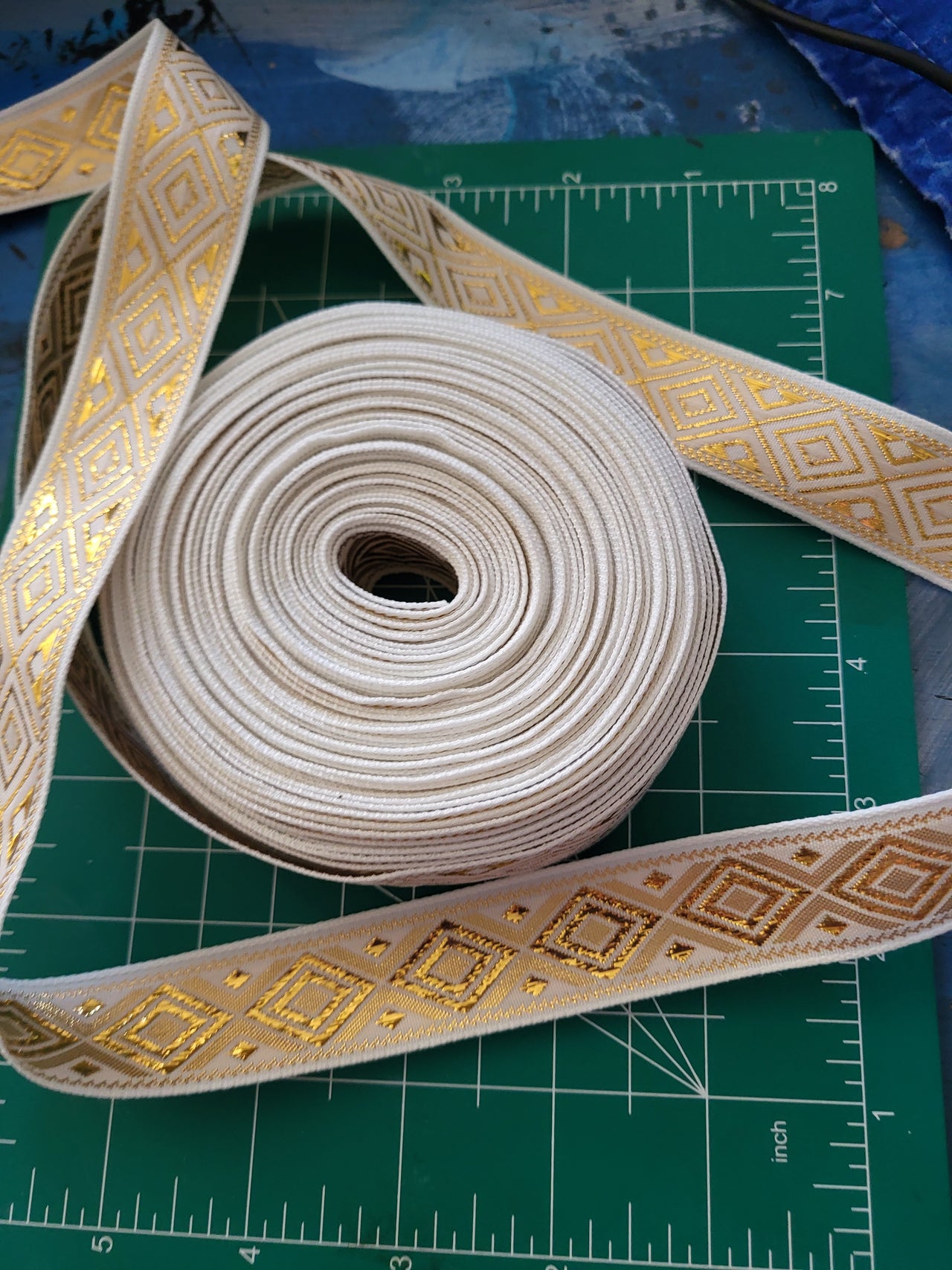 Art Deco metallic gold ivory background reversible Jacquard trim 5 yards x 1" w