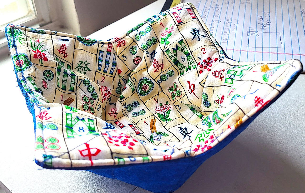 Quilted microwave cozy bowl reversible