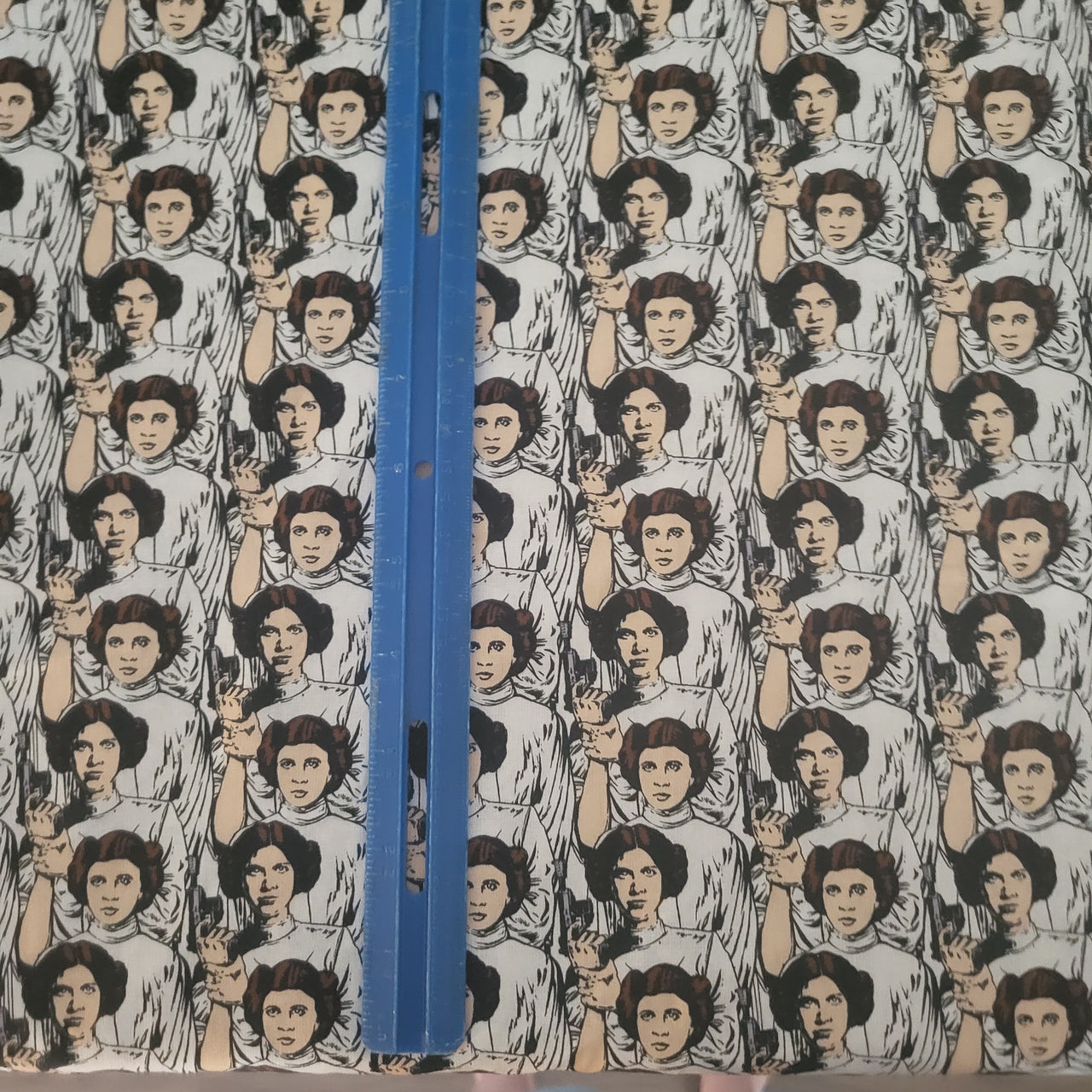 Star Wars Princess Leia cotton quilting fabric by half yd x 44" w Lucasfilm oop