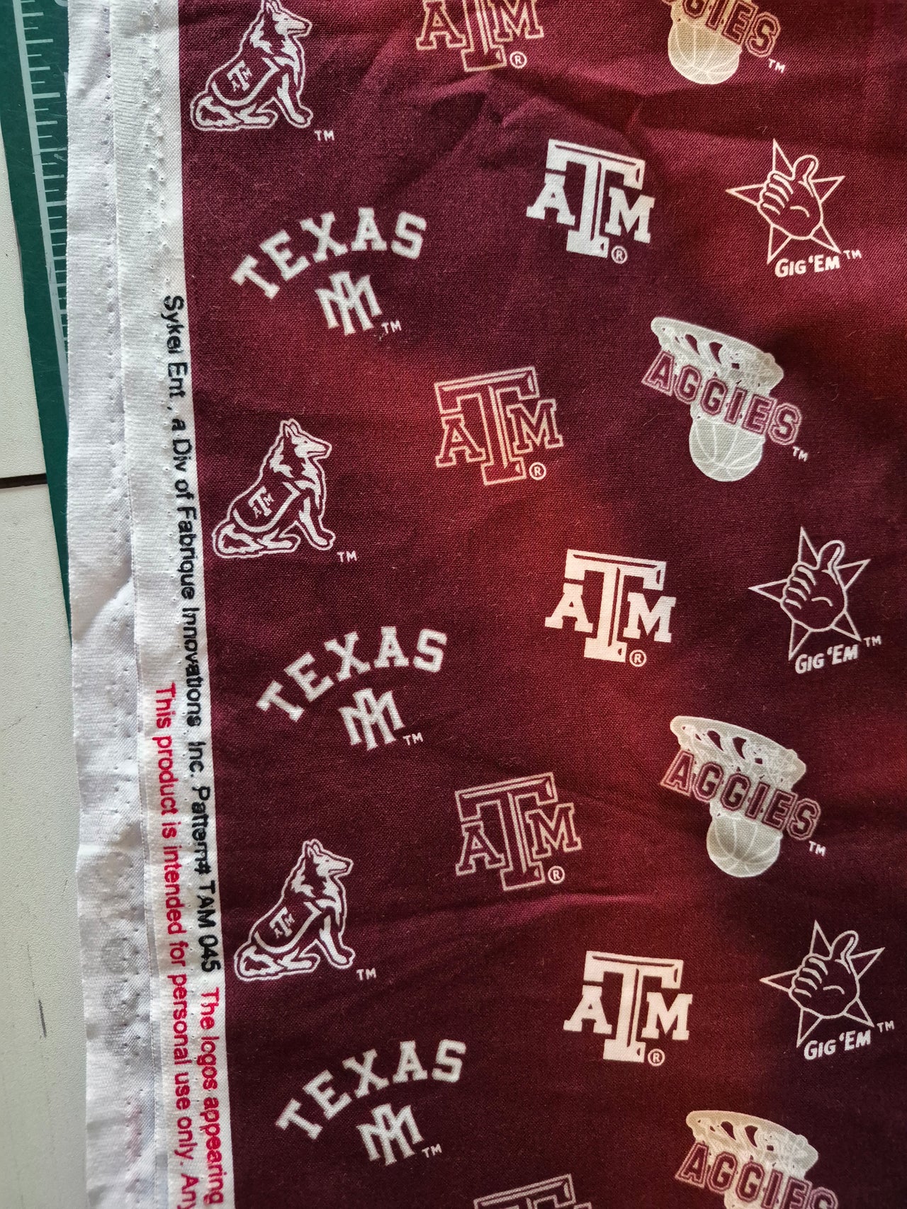 NCCA Texas A&M university cotton quilt sew fabric 1/2 yd x 44" Reveille