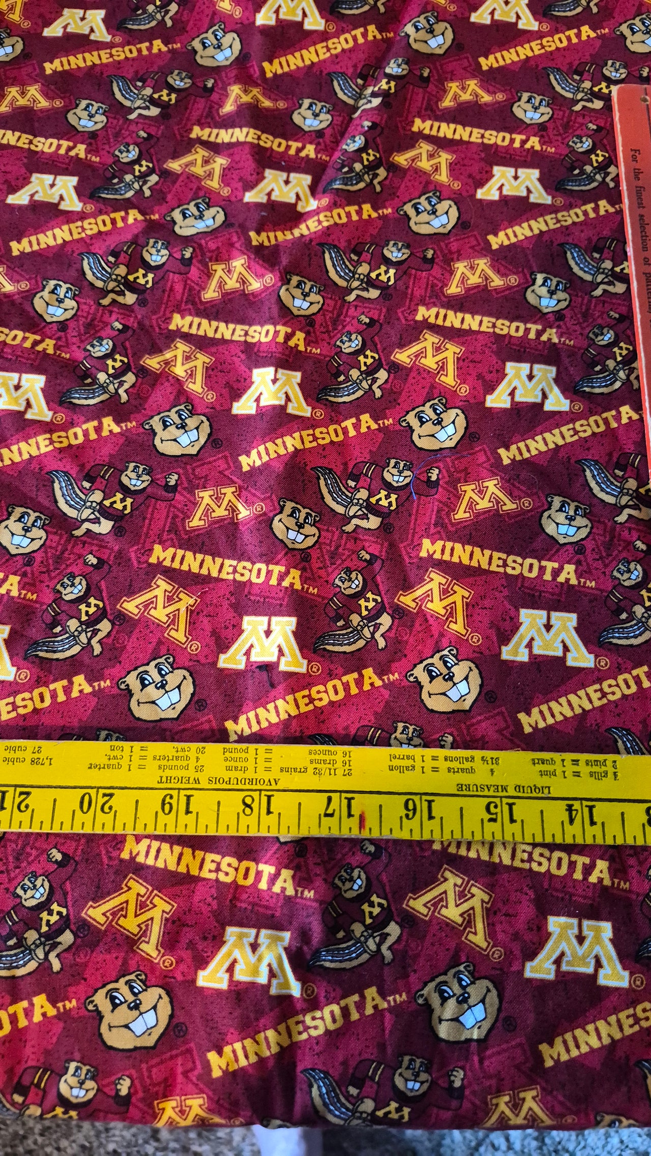 NCCA University of Minnesota cotton Golden Gofers quilting fabric 1/2 yard x 44" w