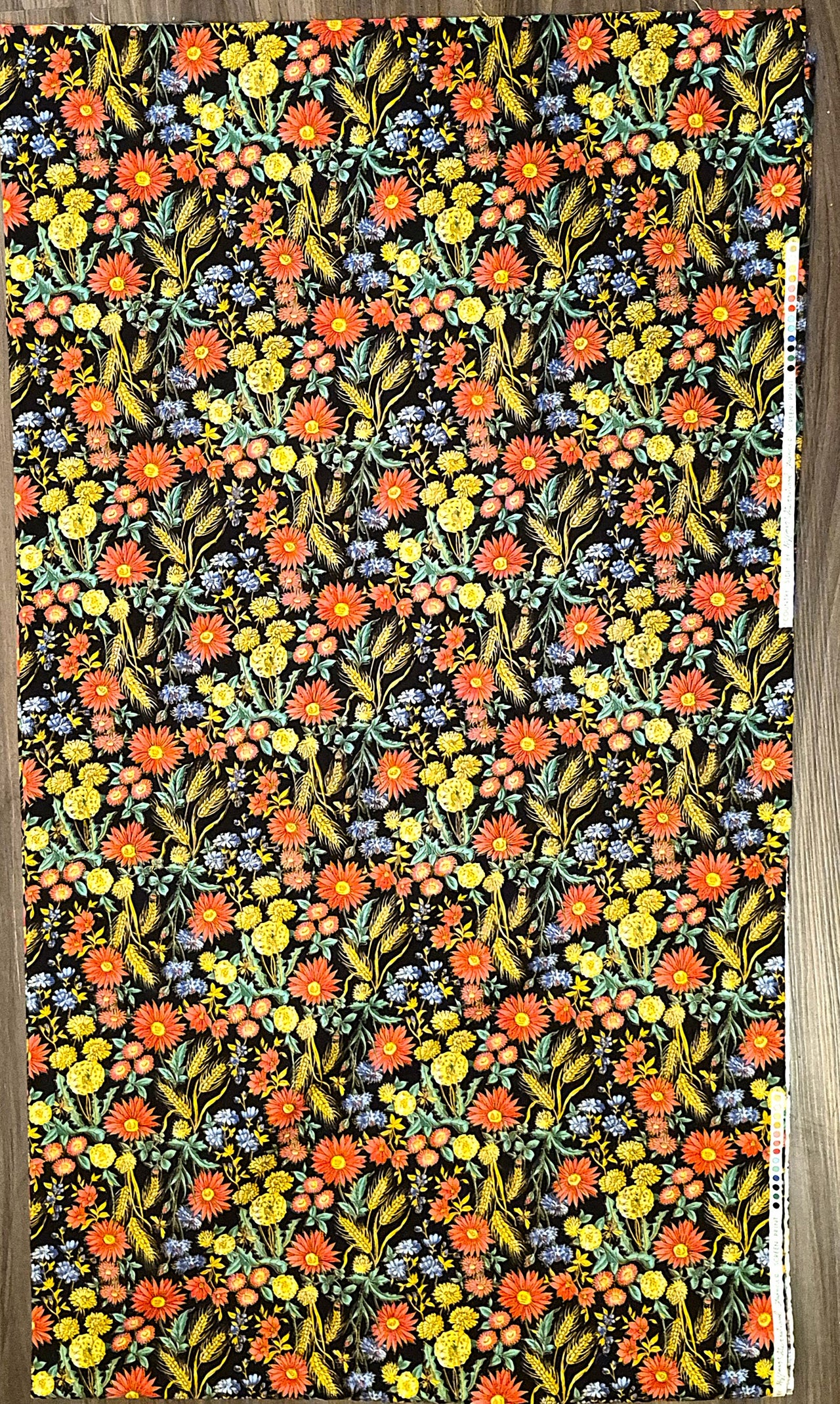 Bright wildflowers field cotton fabric BHY x 43" wide Les Jardins