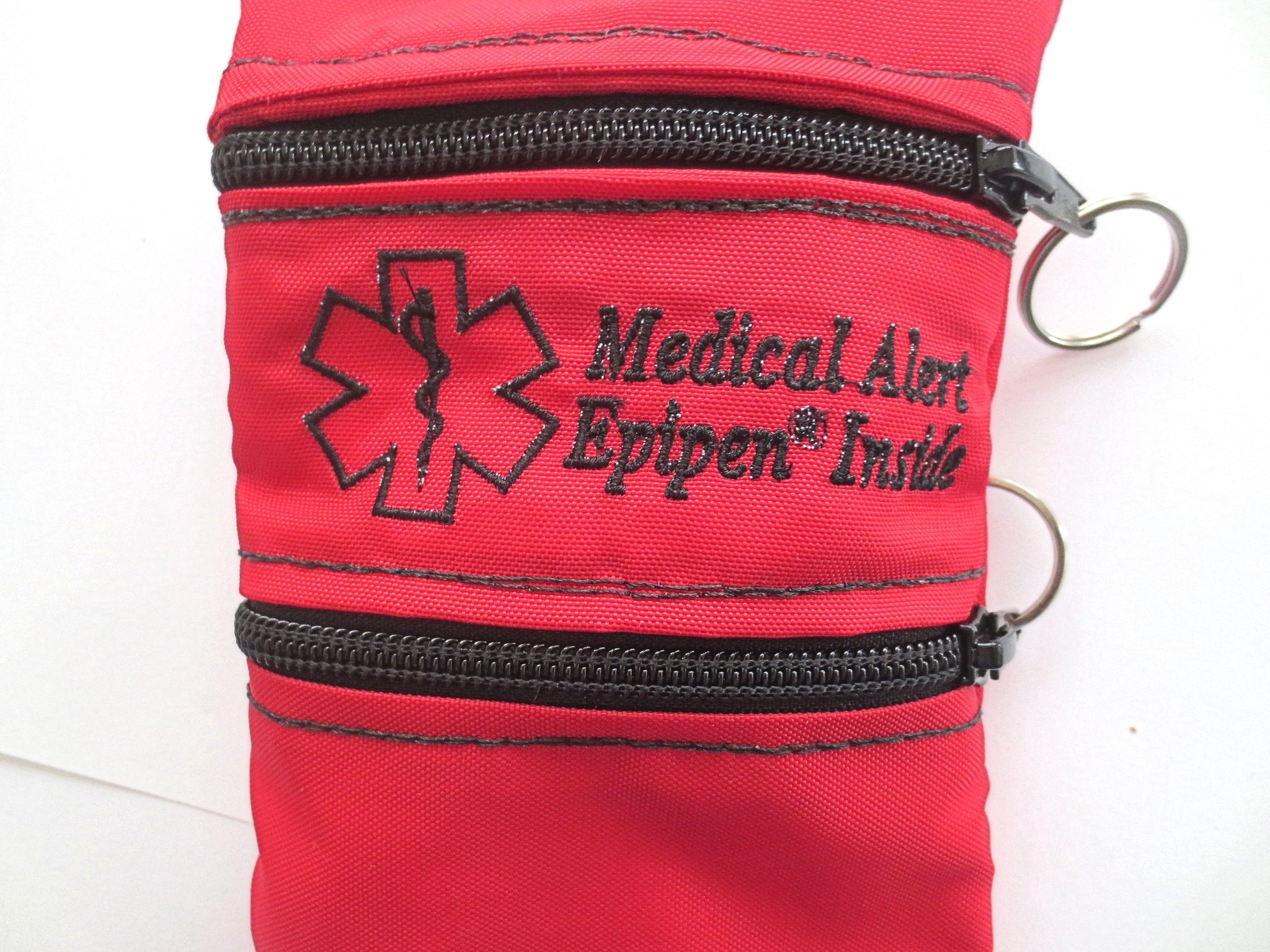 EpiPen Bag - Insulated EpiPen Case with Guides for EpiPen, Jext, or Emerade  Auto-injectors on OnBuy