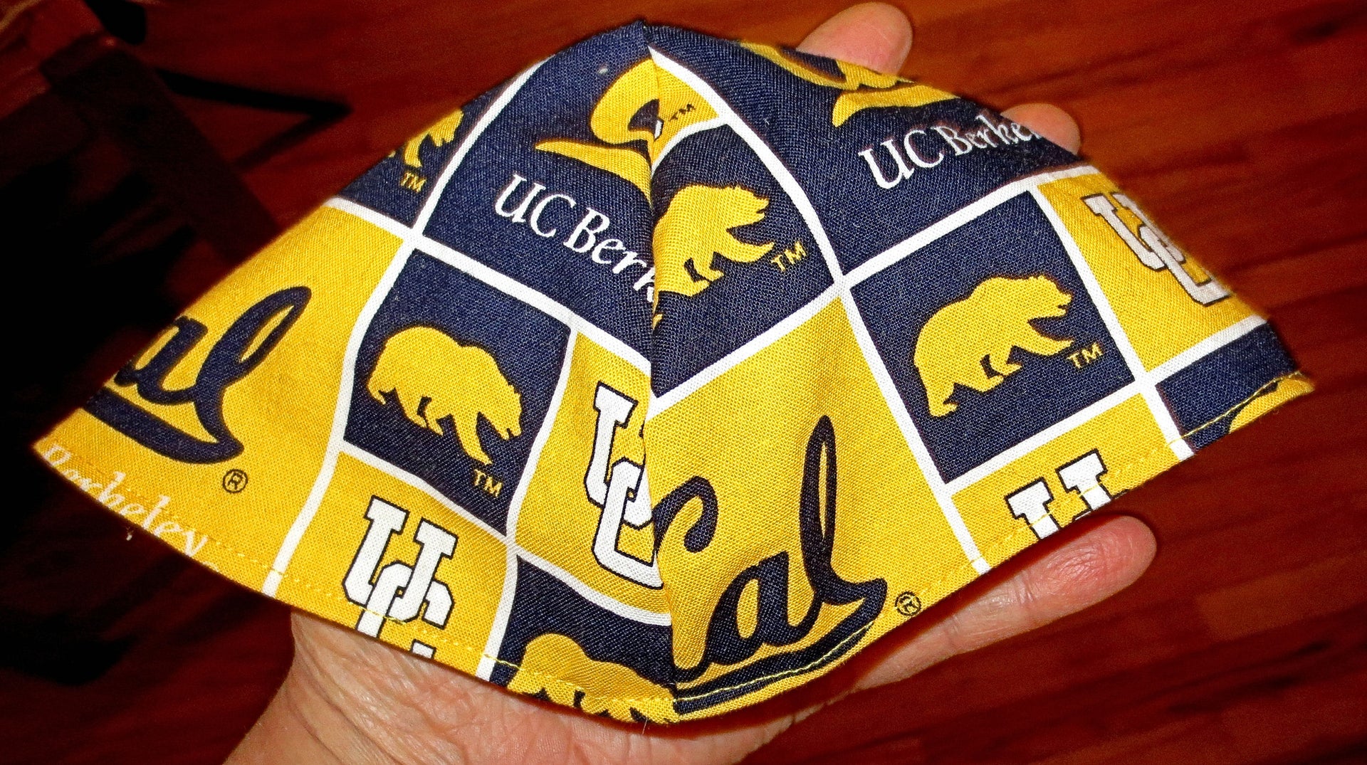 college or university kippah or yarmulke