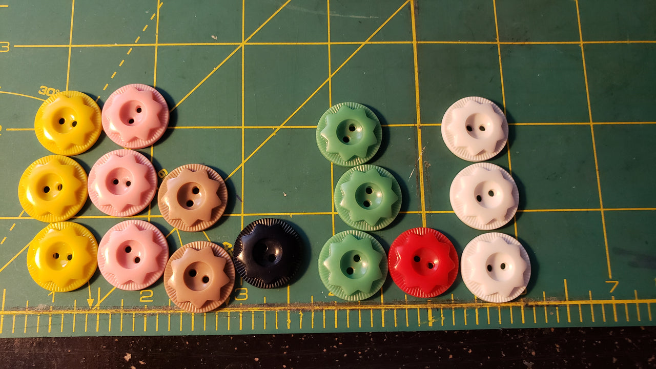 vintage colt sewing buttons # 6 pattern