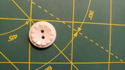 colt button # 3 5/8" / white