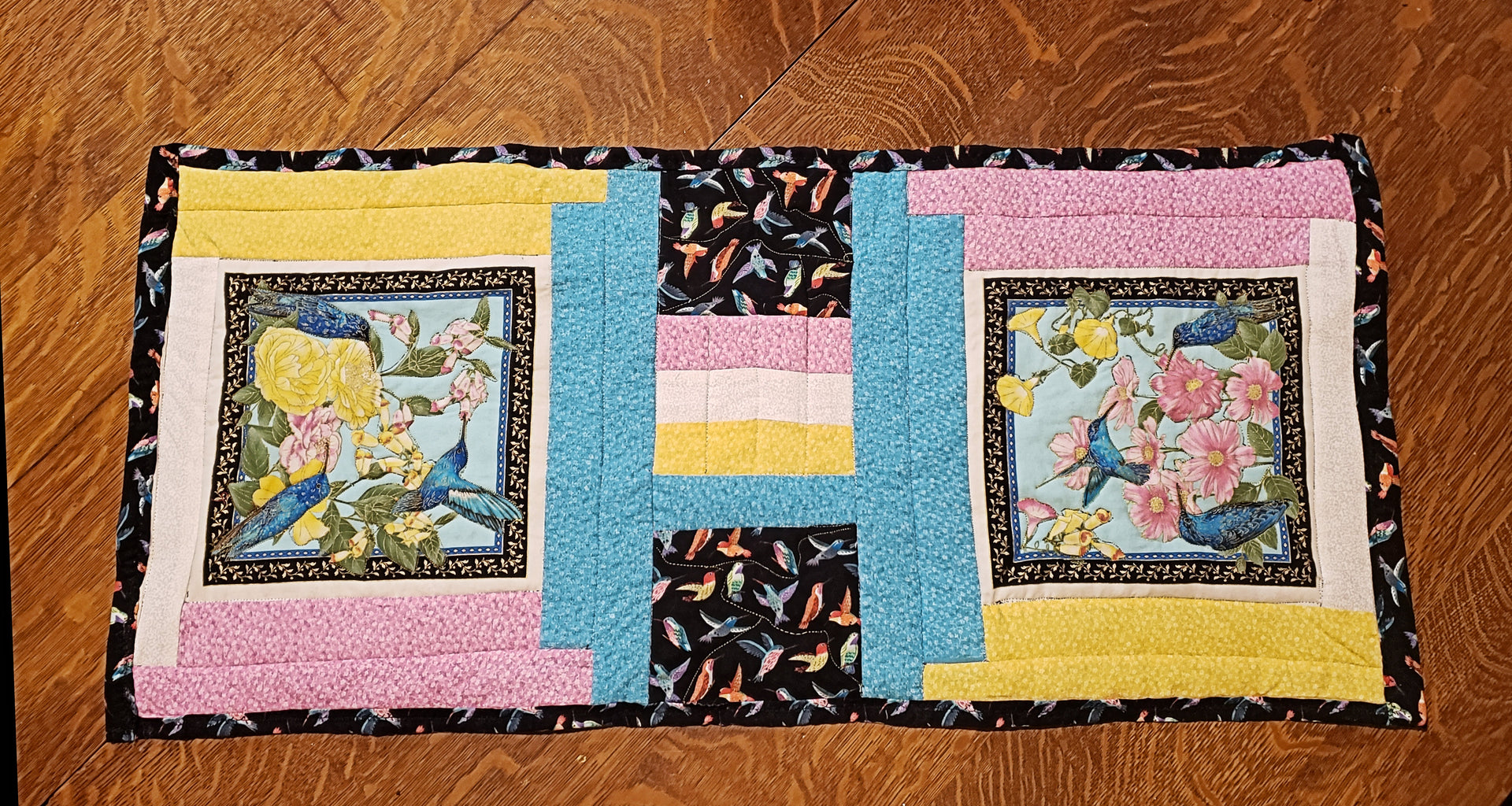 humming birds quilted table runner