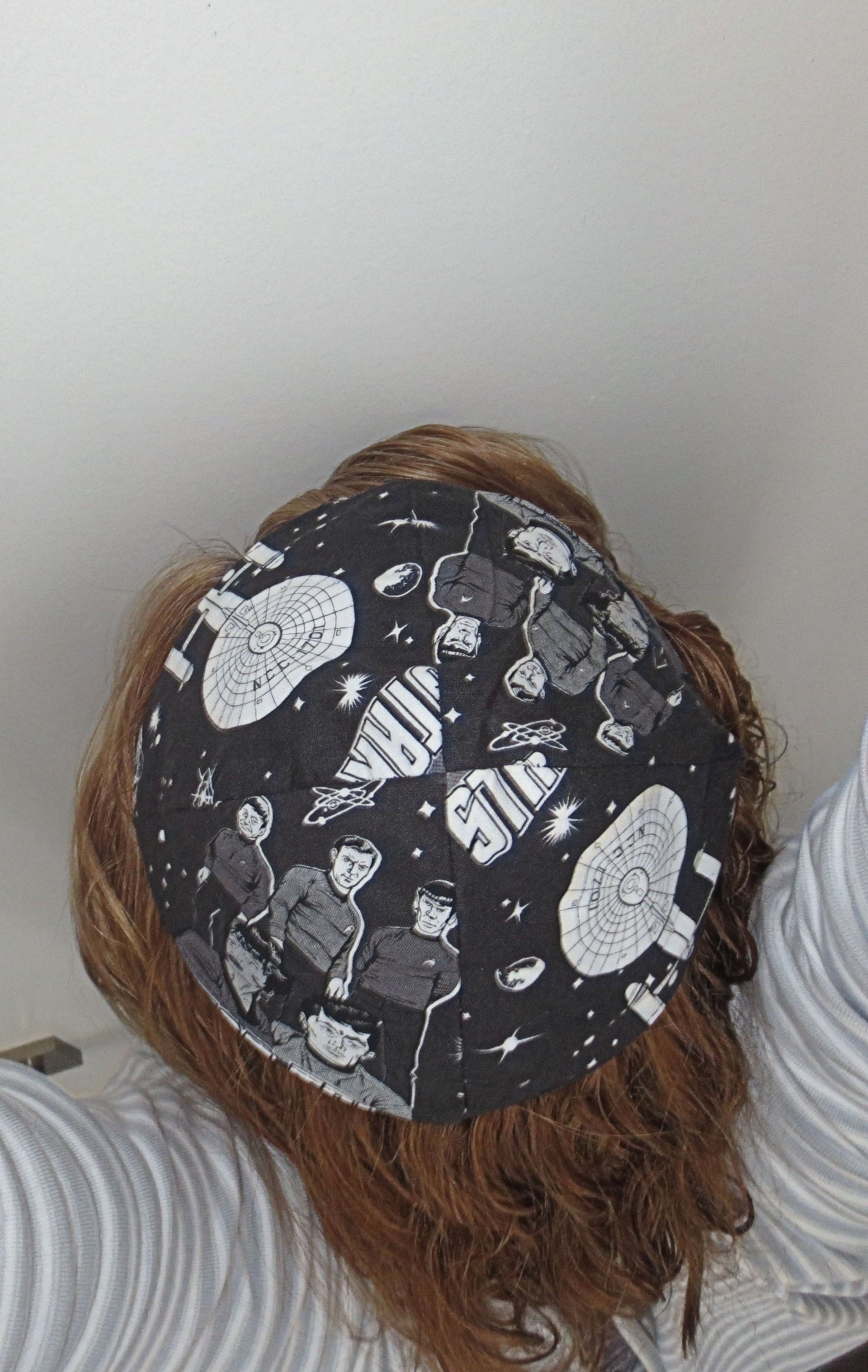 star trek kippah or yarmulke regular kippah / uss enterprise with characters