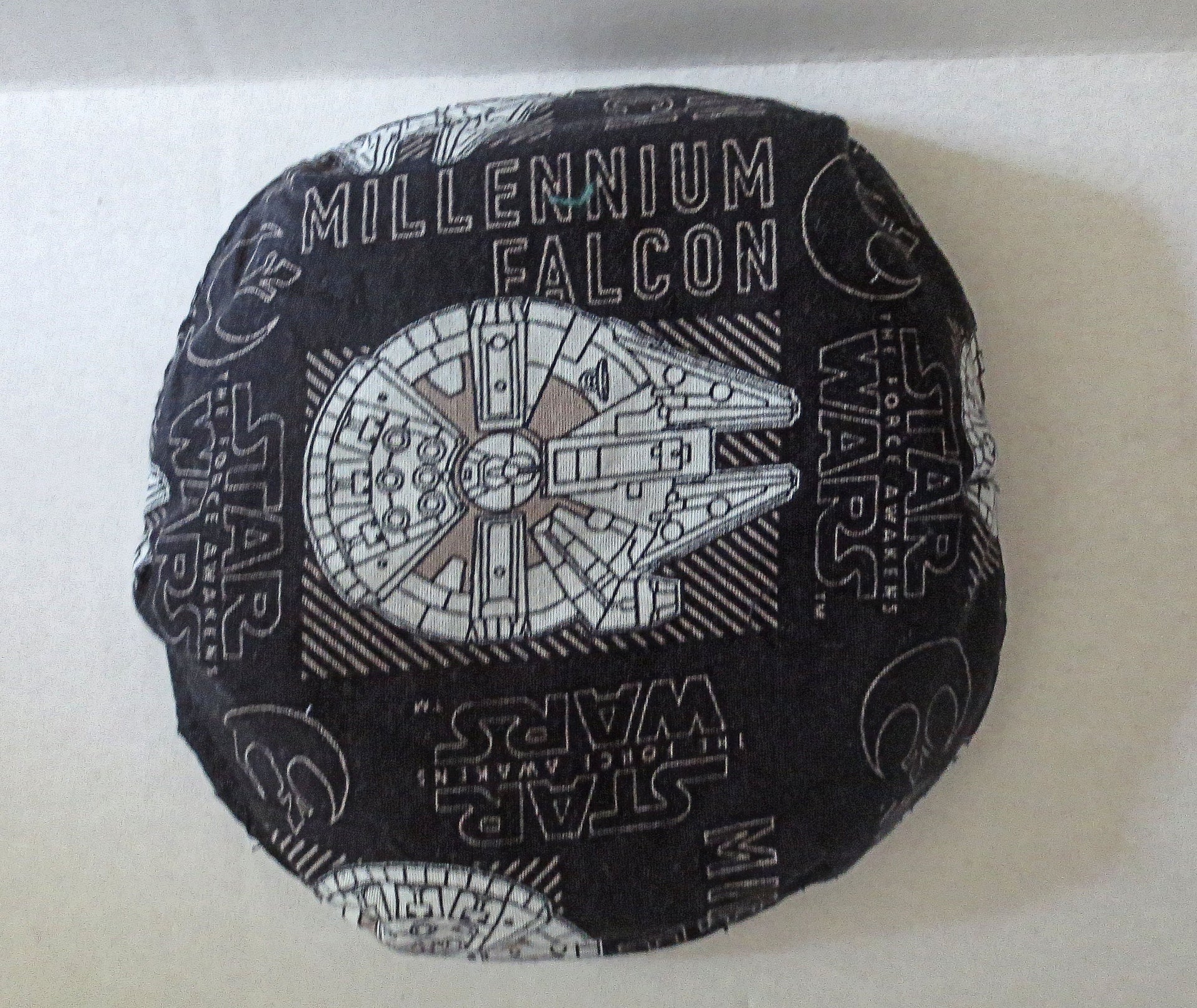 millennium falcon small yamaka