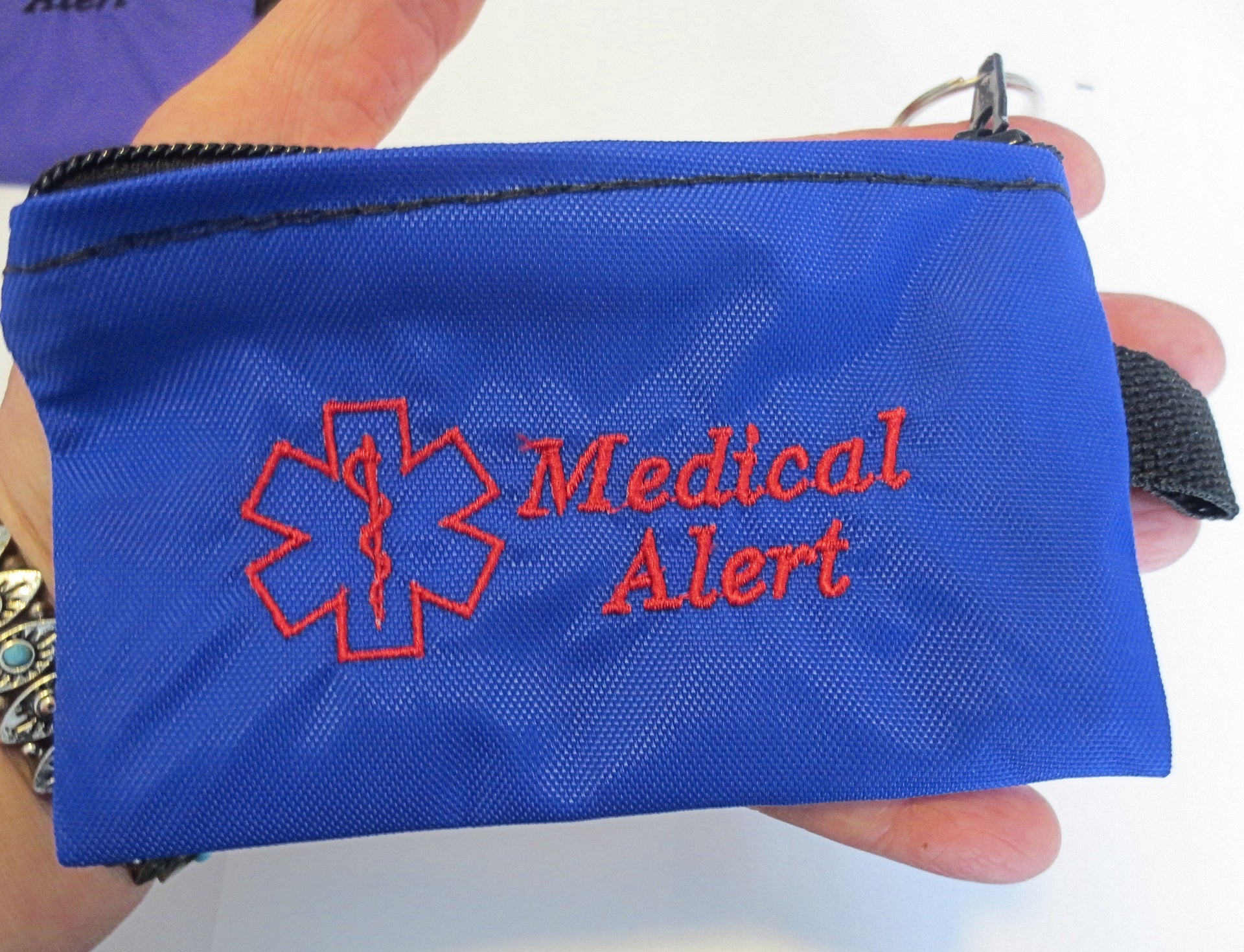 inhaler cases carriers small size embroidered medical alert label medication holders