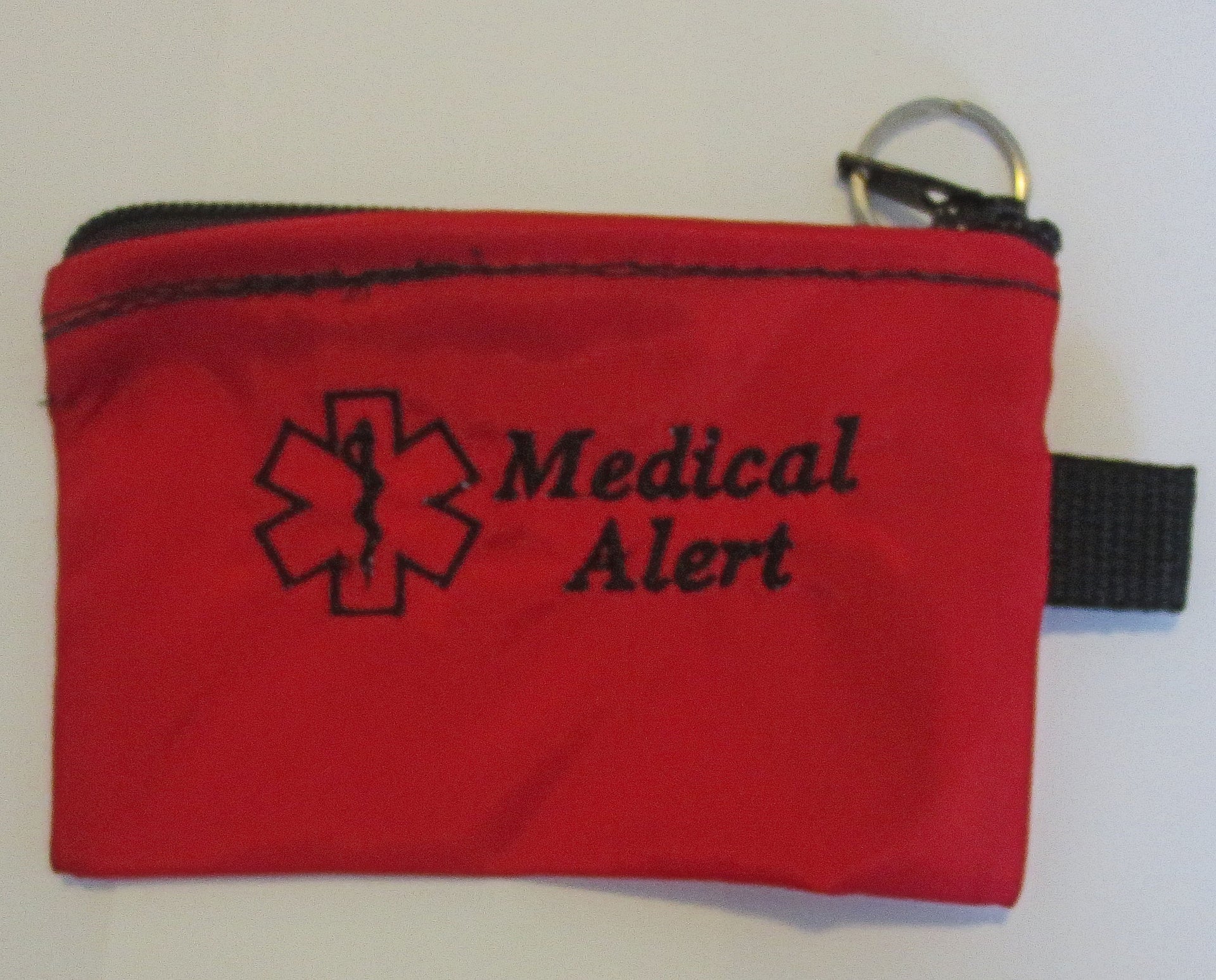 inhaler cases carriers small size embroidered medical alert label medication holders