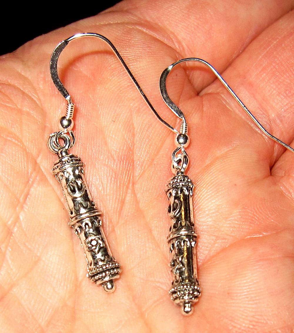 everyday judaica and shabbat silver earrings