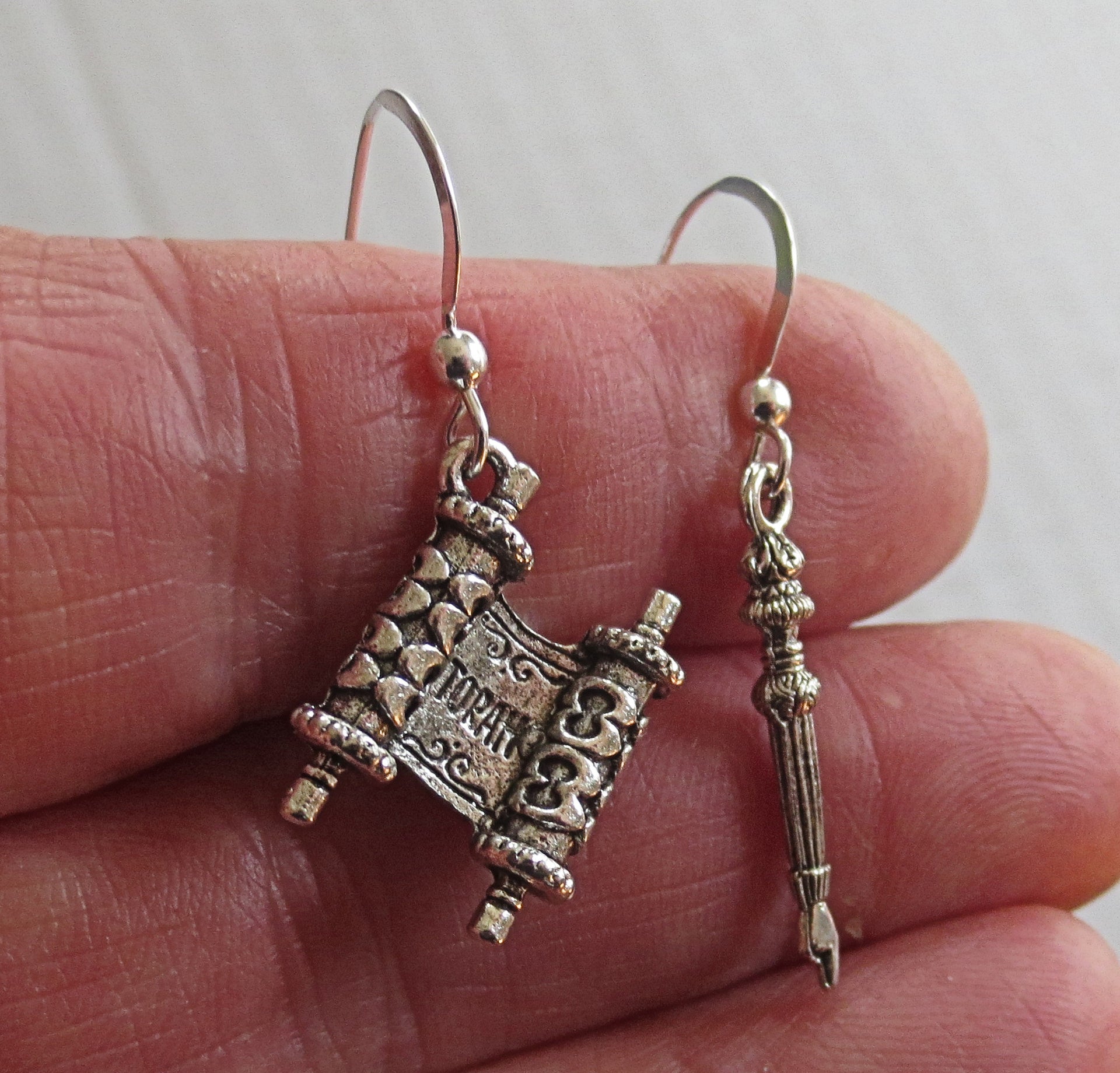 everyday judaica and shabbat silver earrings