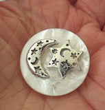 pin or brooch judaica charm mother of pearl button rosh hodesh