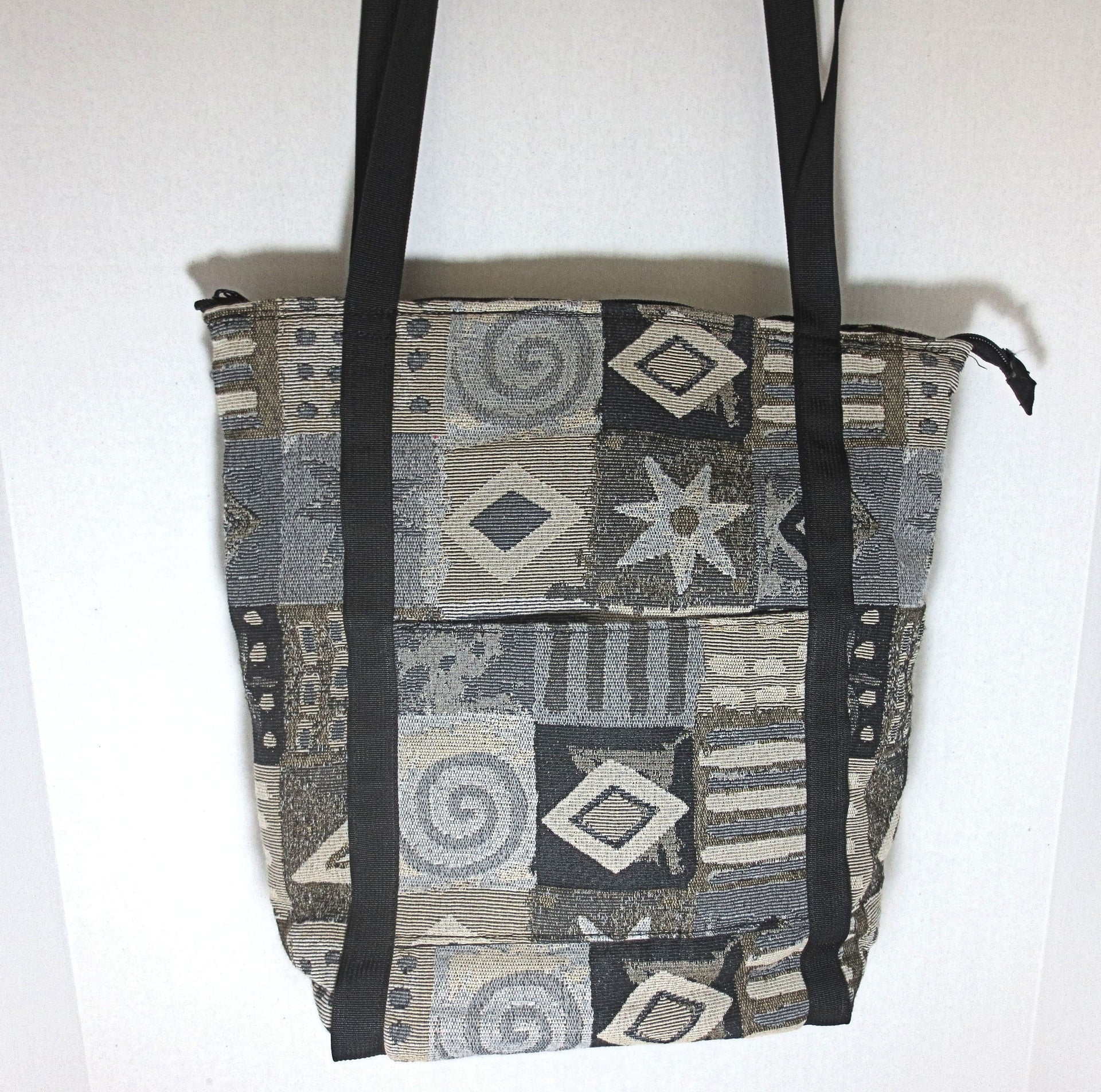 tapestry tote bag black tan beige gorgeous pattern adjustable handles